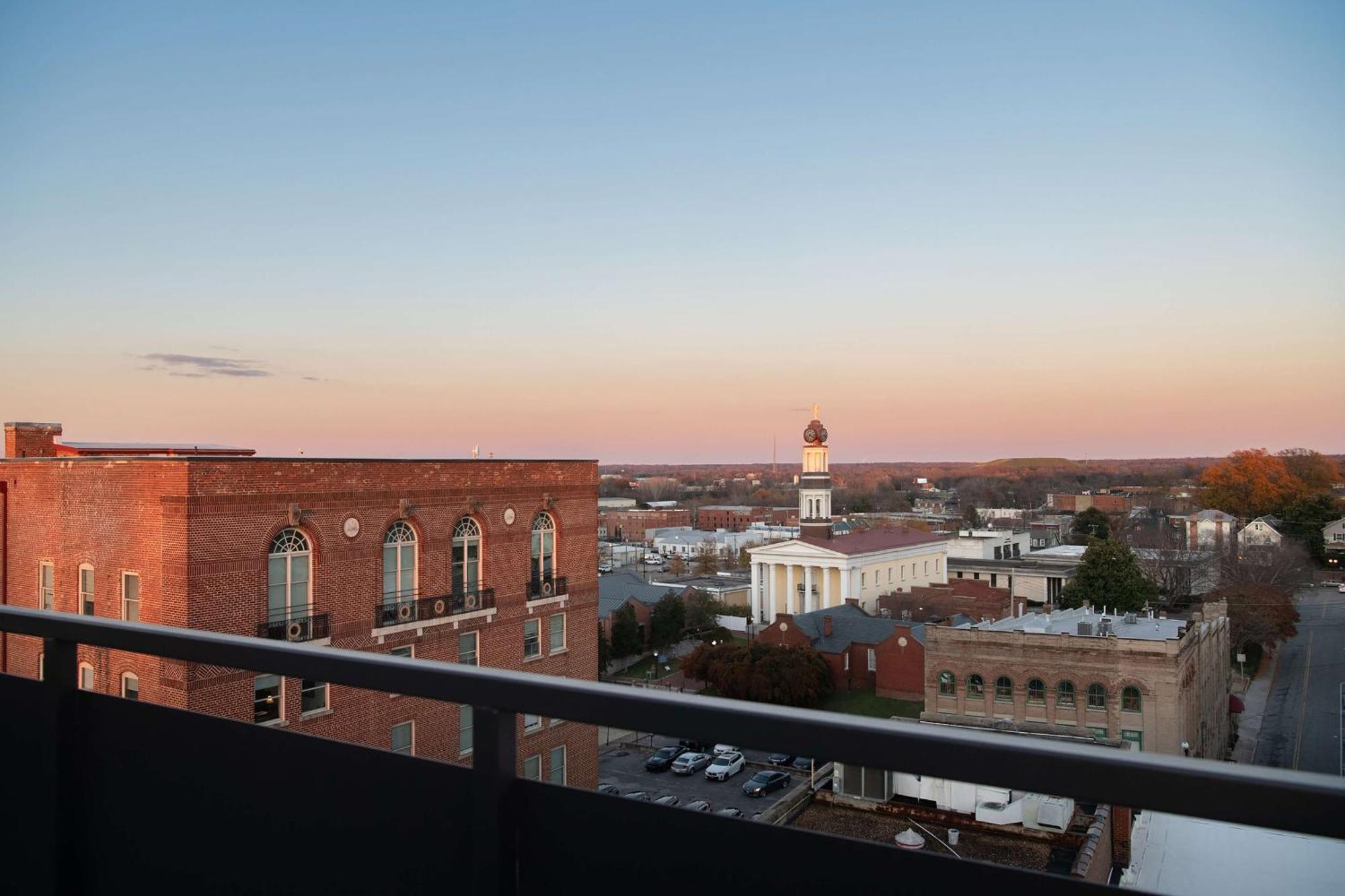 Hotel Petersburg, Tapestry Collection By Hilton Exterior photo