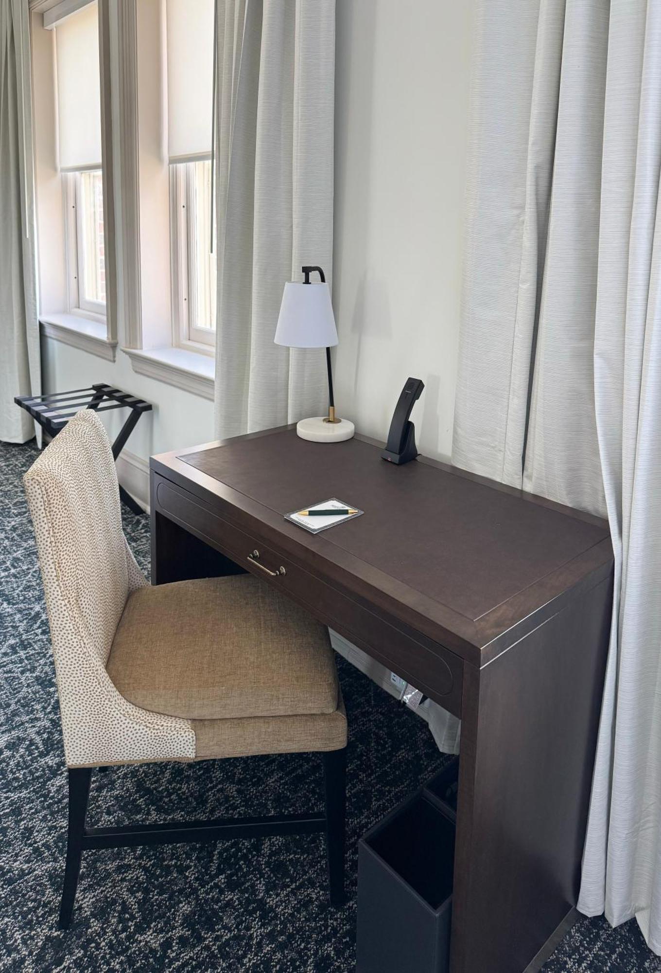 Hotel Petersburg, Tapestry Collection By Hilton Exterior photo