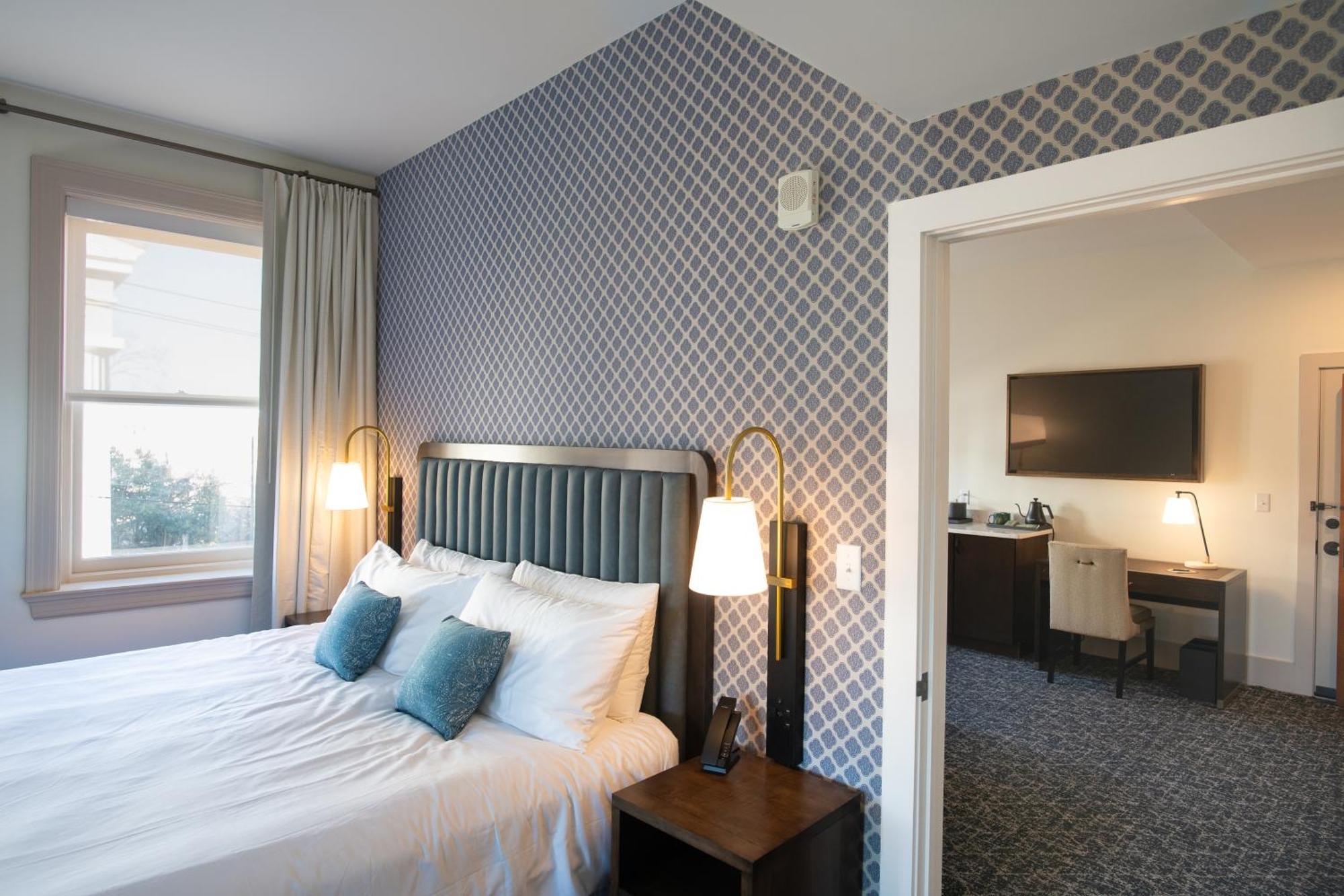Hotel Petersburg, Tapestry Collection By Hilton Exterior photo
